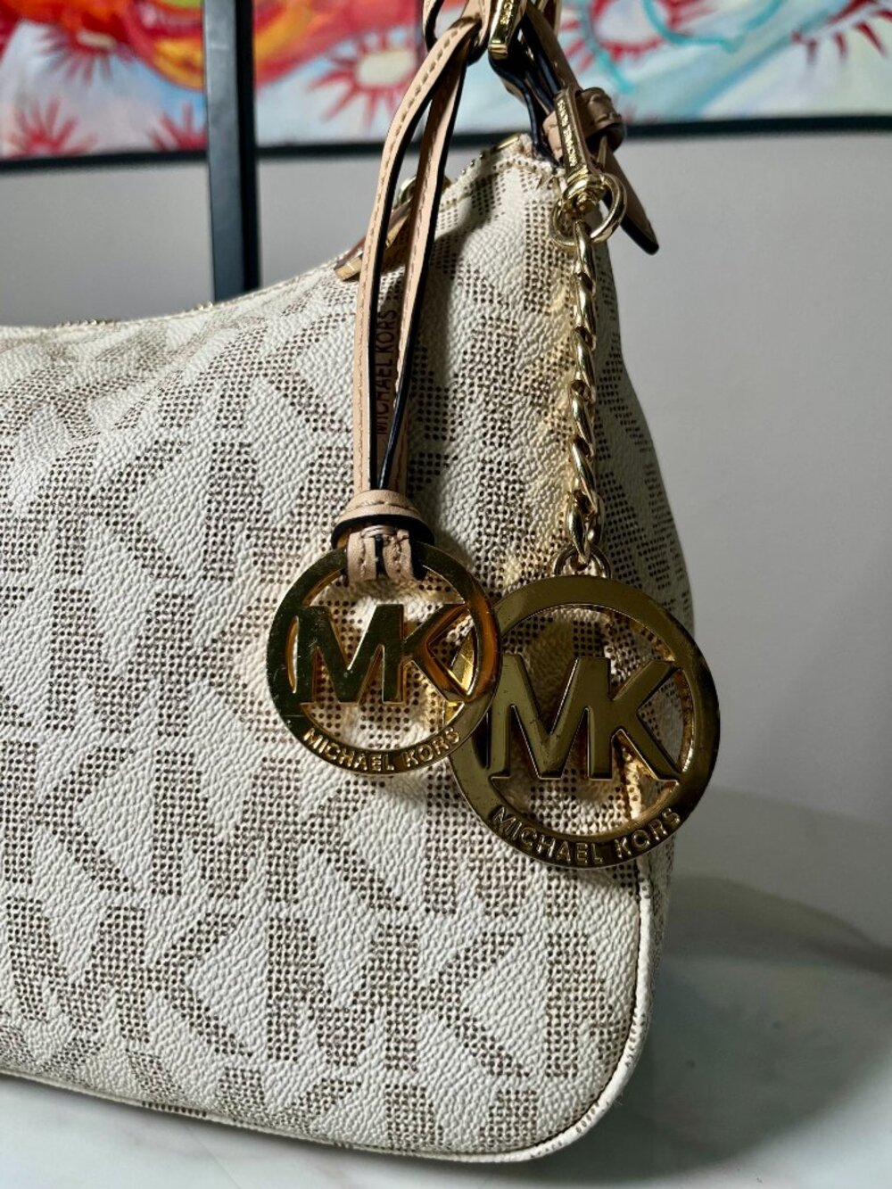 MICHAEL Michael Kors Signature Logo Shoulder Bag + Key Chain - Picture 3 of 16